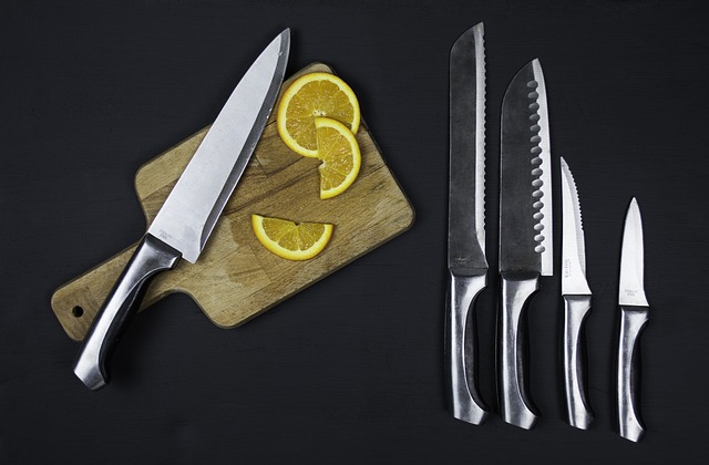 Fra køkken til overlevelse: De bedste multifunktionelle knive til enhver situation